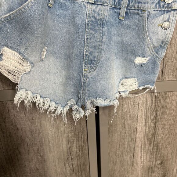 We The Free Denim Overall Shorts Shortalls Distressed Festival Concert Size 25 - Picture 5 of 10
